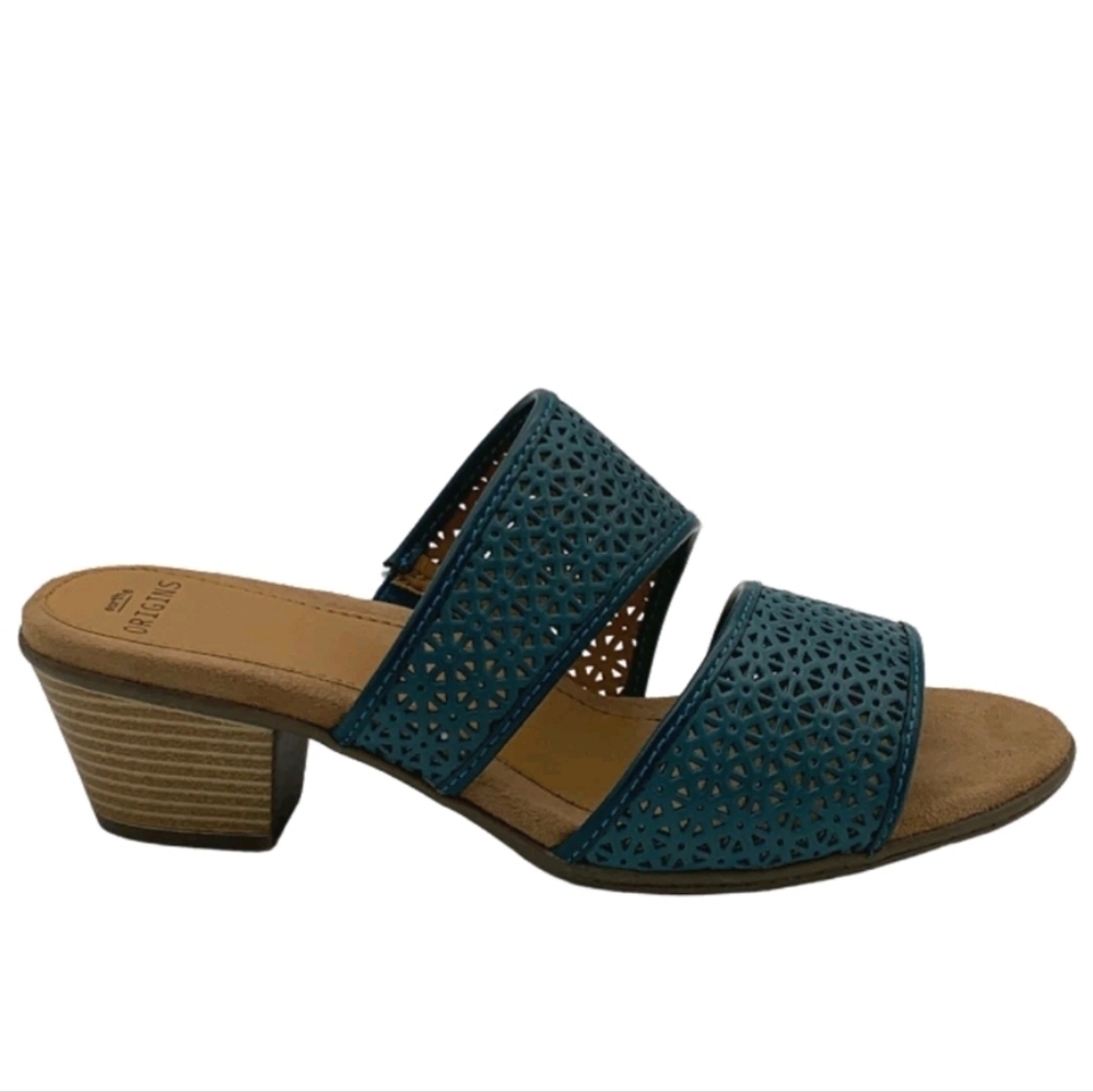 Earth Origins Perforated Leather Heeled Sandals Cayla Teal Size 8.5